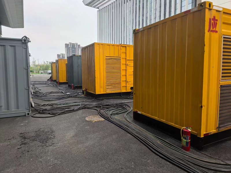 伽师不同季节柴油发电机组保养有哪些注意事项?